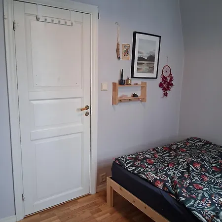 Cozy & 10min To Center Apartment Bergen